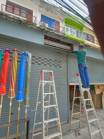 ติดตั้งประตูม้วนร้านค้า