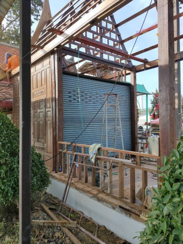 รับติดตั้งประตูม้วน